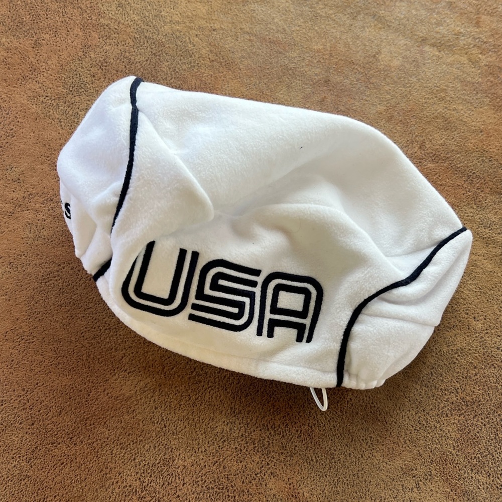 Roots White Fleece USA Torino Olympics 2006 Beret Hat with Navy Trim L/XL